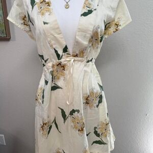 Floral Wrap‎ Mini Dress – Size M/L